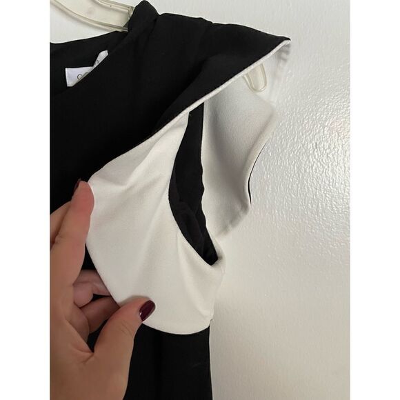 Calvin Klein Women's Jumpsuit with Flutter Sleeves Size 4 NWOT - Picture 4 of 7